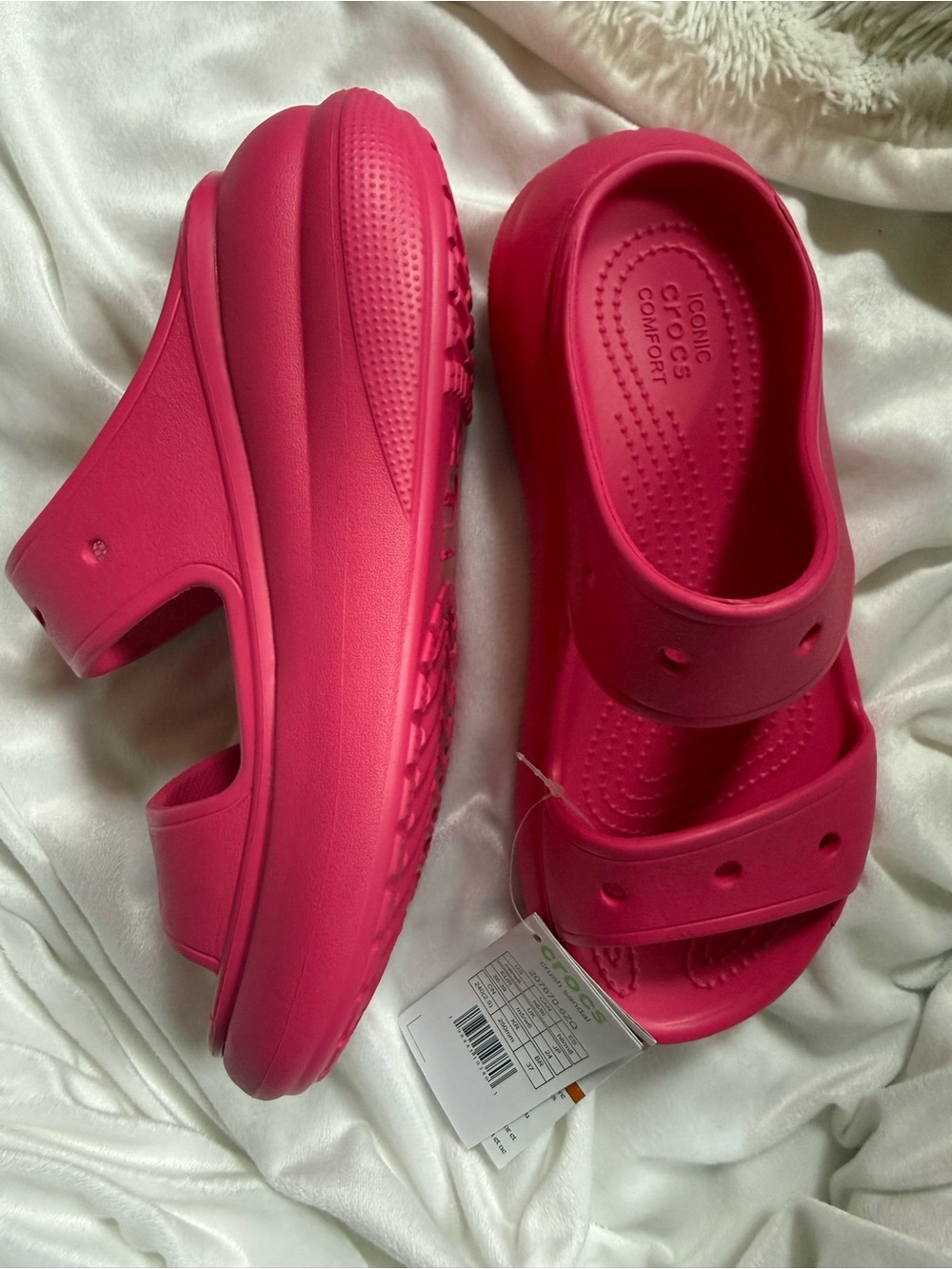 CROCS Crush Sandal in Hot Pink